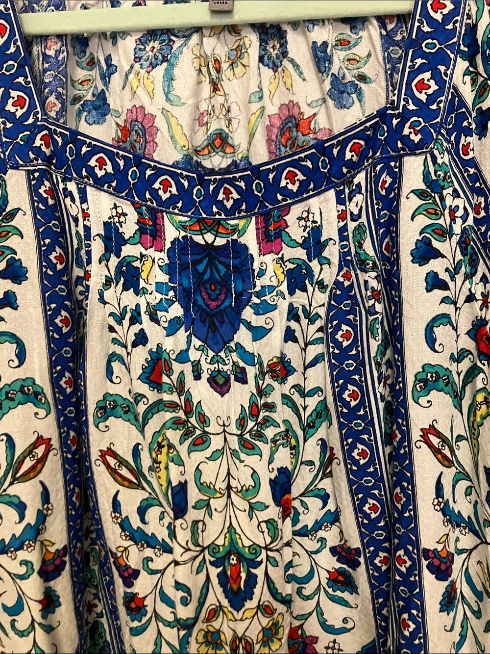 Figueroa & Flower Boho Floral Peasant Top in Blue, White & Red Size XL - Picture 3 of 5